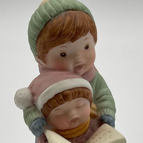 Vtg AVON Joy To The World Children Song Book Wind-Up Porcelain Musical Figurine - Picture 6 of 16